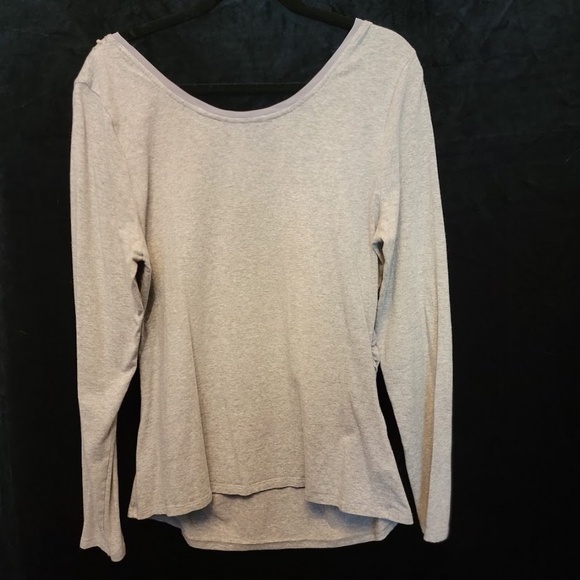 WHBM Long-Sleeved, Ruched-Waist Gray Cotton Top w/ Beaded Neckline - Sz. XL - Picture 6 of 6